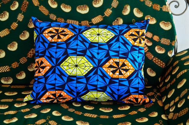 Coussin en tissu wax, made in Sénégal - By Bina'Patch